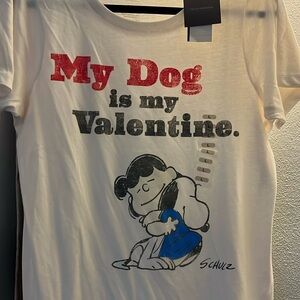 NWT Valentine’s Day tee shirt
Women’s size large